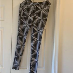 Geometric leggings